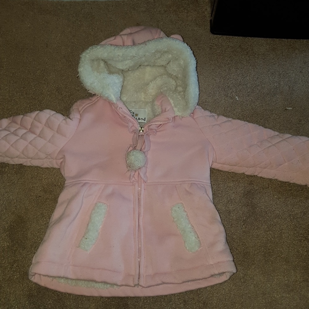 Girl faux fur coat with hood